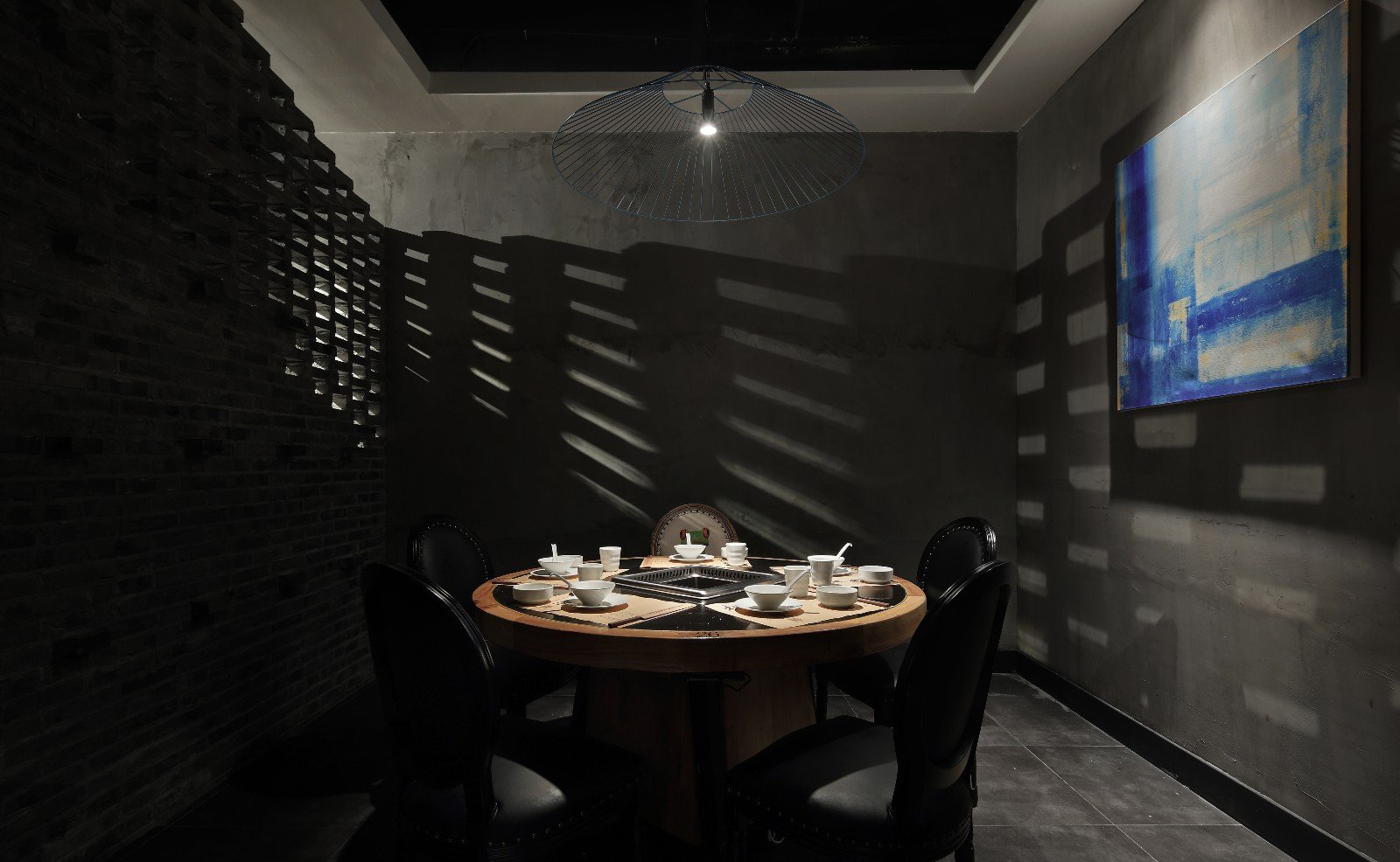 南京火鍋店裝修公司 LOFT風(fēng)格火鍋店設(shè)計(jì)家具的要